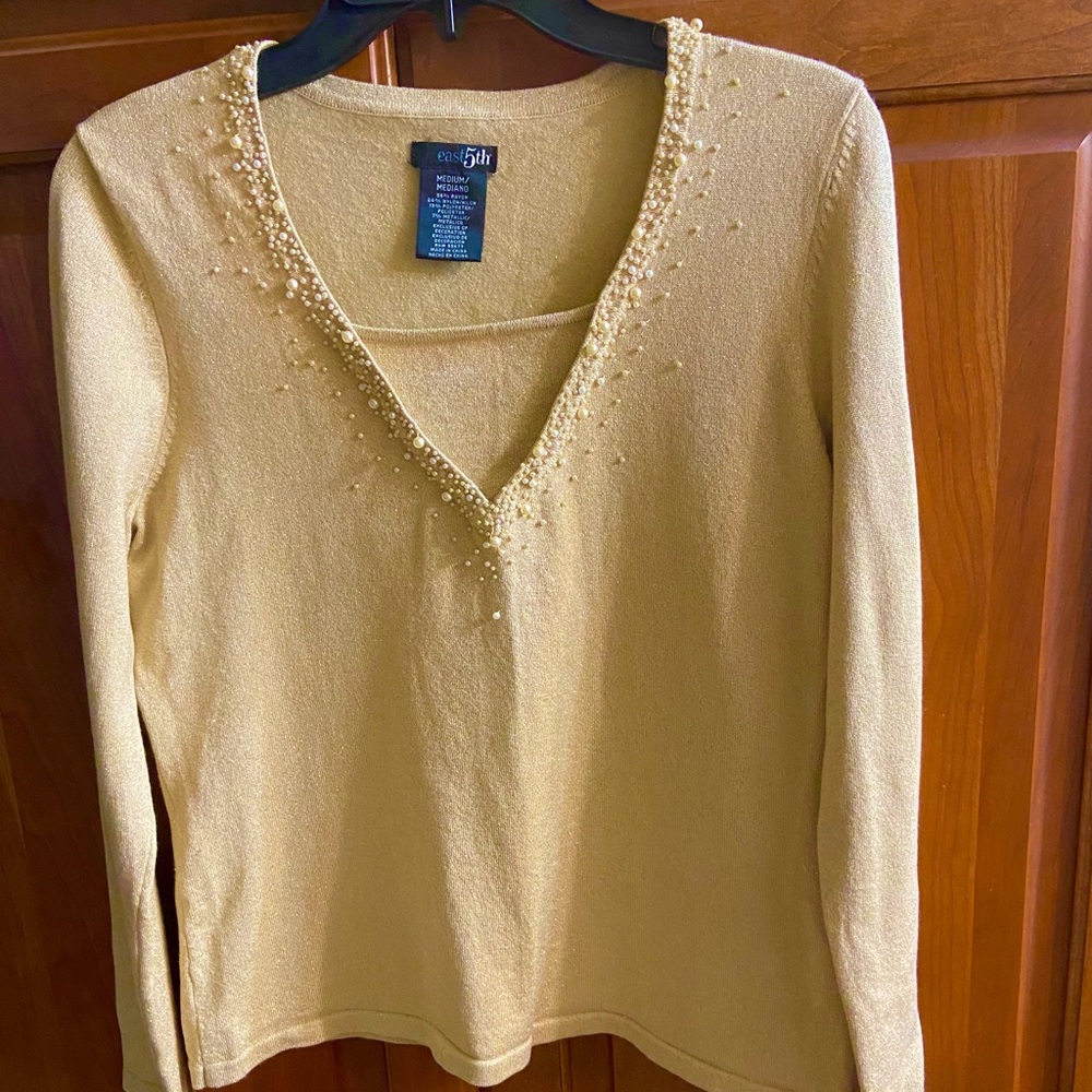 East 5th gold V-neck, pearl embellished sweater size medium